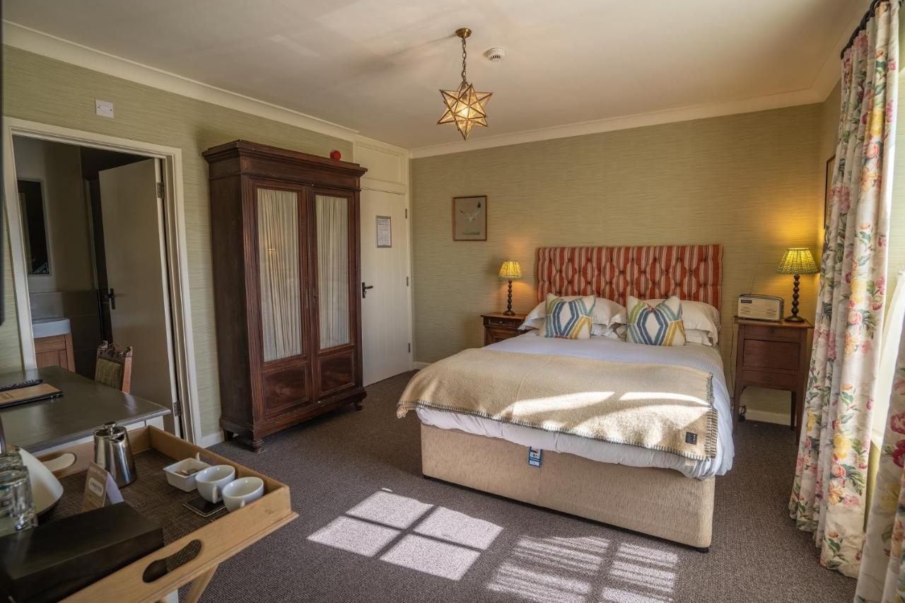 The Hawk Inn Andover Luaran gambar