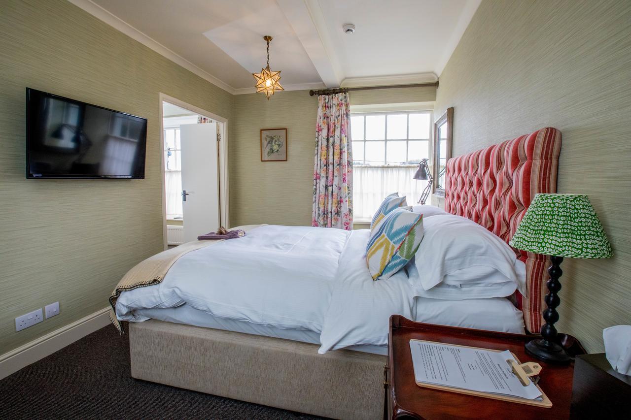 The Hawk Inn Andover Luaran gambar
