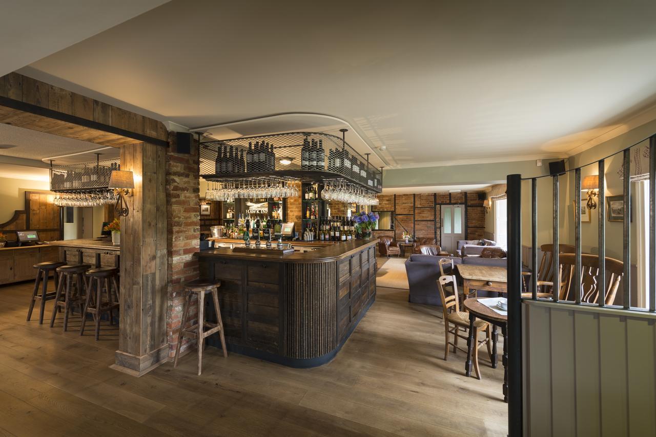 The Hawk Inn Andover Luaran gambar
